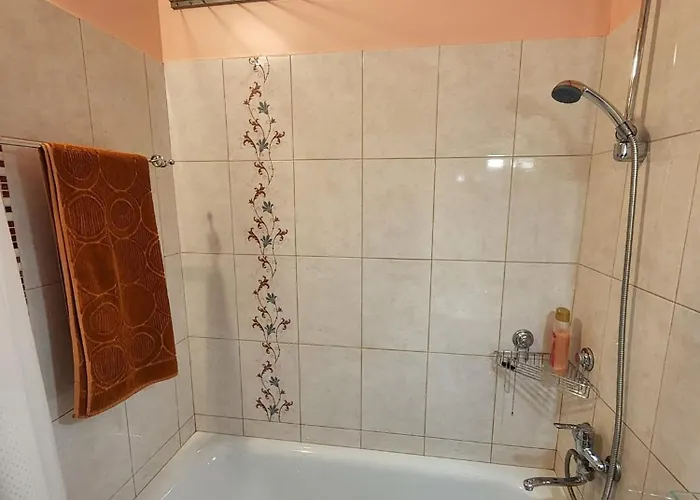 D3 In Centre Apartment *